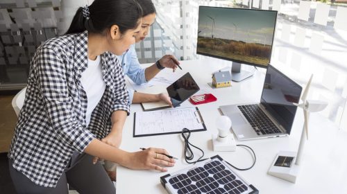 women-working-hard-innovation